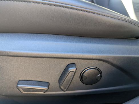 Used 2021 Ford Mustang Mach-E Premium image 11