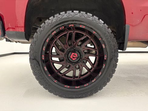 Used 2020 Chevrolet Silverado 1500 RST AWD/4WD image 22