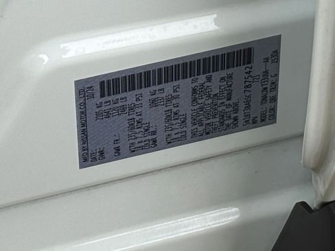 Used 2025 Nissan Rogue SV FWD image 31