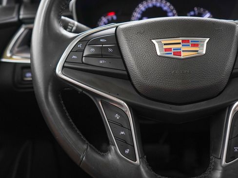 Used 2017 Cadillac XT5 Luxury w/ Driver Awareness Package FWD image 25