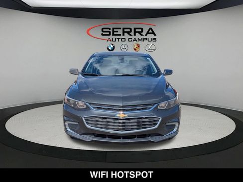 Used 2017 Chevrolet Malibu LT FWD image 8