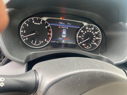 Used 2024 Nissan Altima 2.5 SV image 21