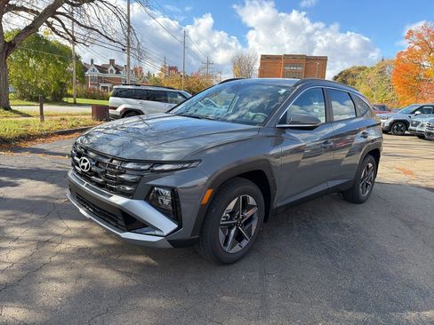 New 2026 Hyundai Tucson SEL image 3