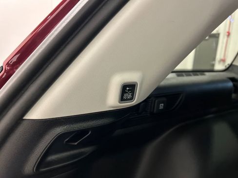 Used 2022 Jeep Grand Cherokee Limited image 35