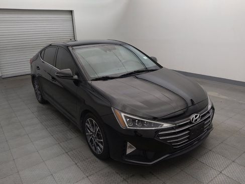 Used 2019 Hyundai Elantra Limited FWD image 13