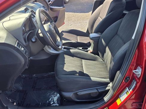 Used 2012 Toyota Corolla S image 8