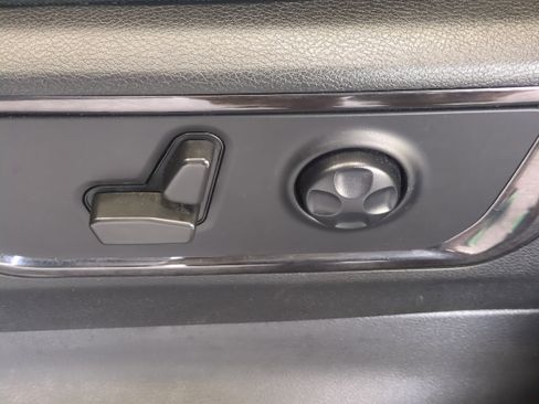 Used 2022 RAM 1500 Limited AWD/4WD image 20