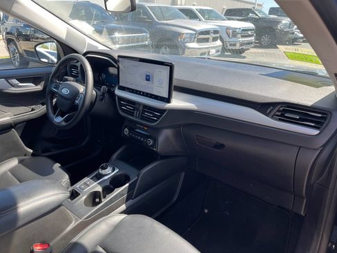 Used 2024 Ford Escape Platinum AWD/4WD image 18