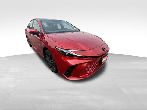 Used 2026 Toyota Camry XSE w/ Premium Plus Package AWD/4WD image 9