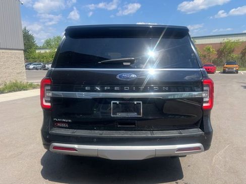 Used 2023 Ford Expedition Platinum AWD/4WD image 6