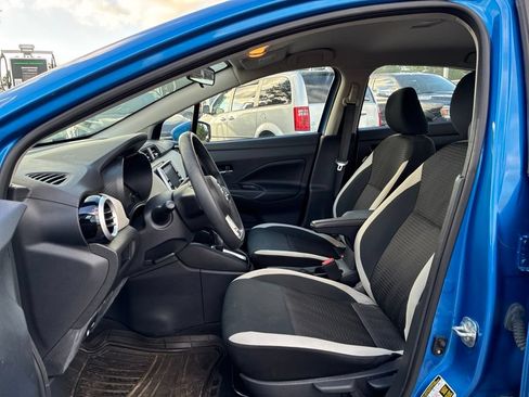 Used 2020 Nissan Versa SV FWD image 11