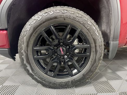 Used 2024 GMC Sierra 1500 Elevation w/ X31 Off-Road Package image 9