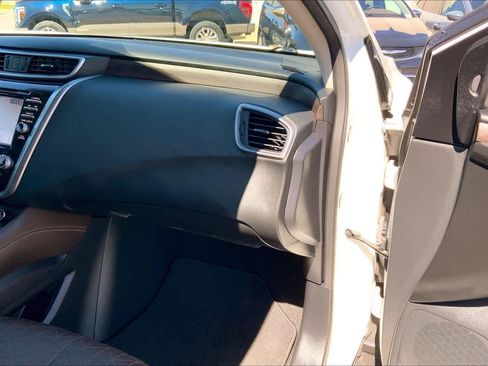 Used 2023 Nissan Murano Platinum image 18