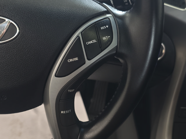 Used 2016 Hyundai Elantra Value Edition FWD image 16