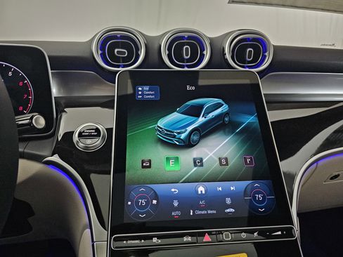 New 2026 Mercedes-Benz GLC 300 4MATIC image 41