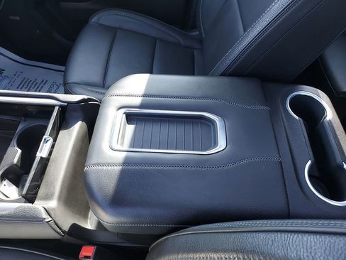 Used 2023 GMC Yukon Denali image 27