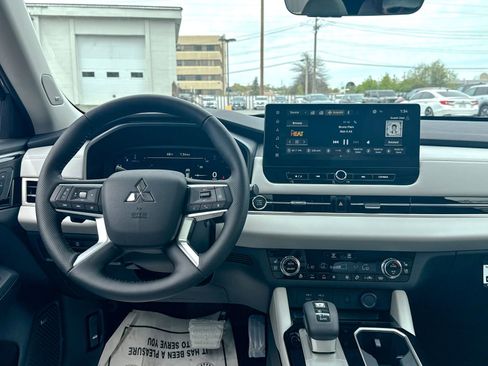 New 2026 Mitsubishi Outlander SEL AWD/4WD image 27