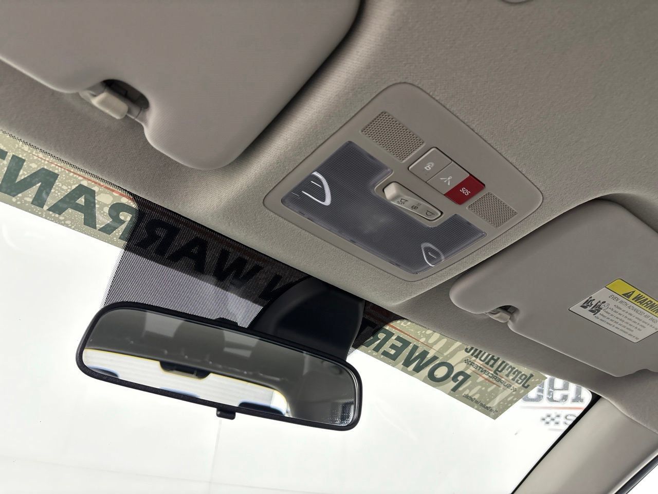 Used 2022 Hyundai Venue Limited FWD image 22