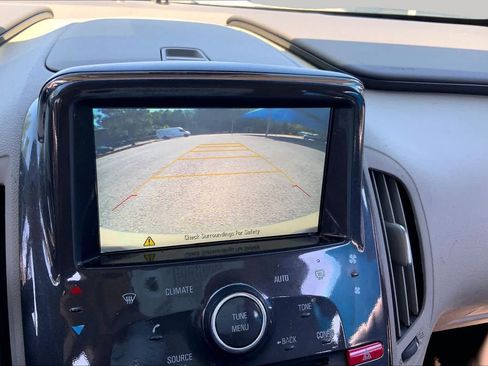 Used 2015 Chevrolet Volt w/ Enhanced Safety Package 1 FWD image 26