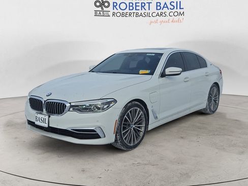 Used 2019 BMW 530e xDrive 530e xDrive iPerformance w/ Executive Package image 1