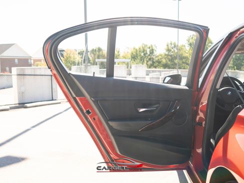 Used 2016 BMW 320i xDrive Sedan image 38