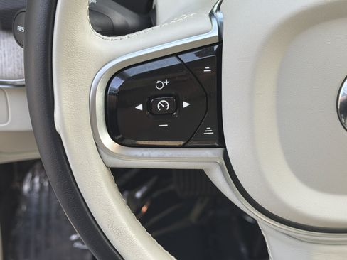 Certified 2024 Volvo XC90 T8 Plus w/ Protection Package AWD/4WD image 55