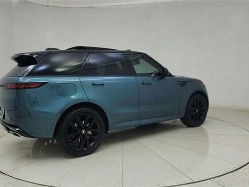 Used 2025 Land Rover Range Rover Sport Dynamic SE image 72