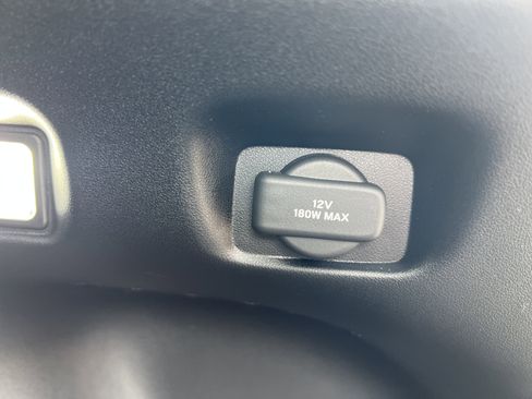 Used 2024 Honda HR-V EX-L image 11