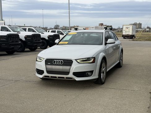 Used 2013 Audi A4 Premium Plus w/ Premium Plus Pkg image 17