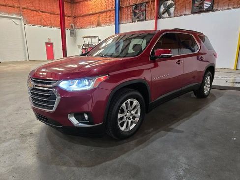 Used 2019 Chevrolet Traverse LT AWD/4WD image 3