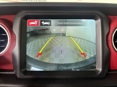 Used 2023 Jeep Wrangler Unlimited Rubicon 4xe image 14