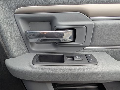 Used 2017 RAM 1500 Tradesman w/ Power & Remote Entry Group image 19