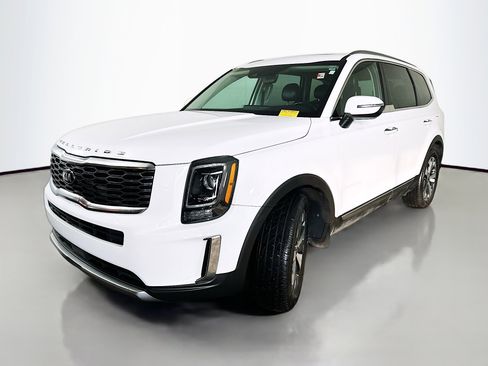 Used 2021 Kia Telluride S image 3