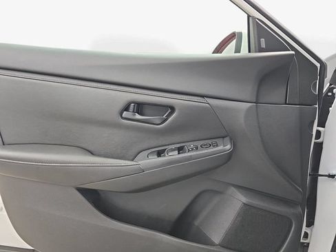 Used 2025 Nissan Sentra S FWD image 26