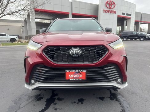 New 2026 Toyota Highlander XSE image 6