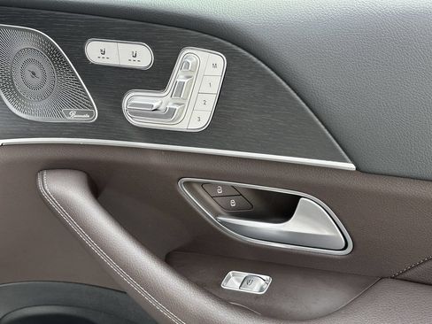 Certified 2023 Mercedes-Benz GLS 450 4MATIC image 17