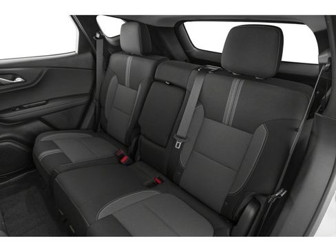 Used 2025 Chevrolet Blazer LT FWD image 8