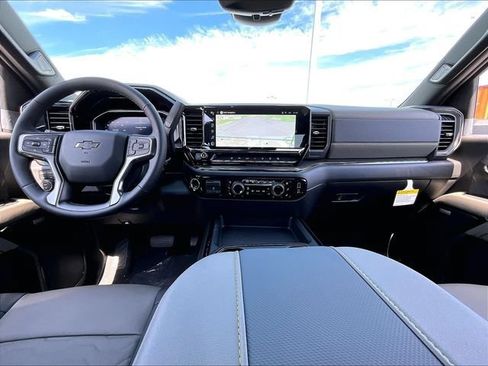New 2026 Chevrolet Silverado 2500 ZR2 w/ LPO, Dark Essentials Package AWD/4WD image 8