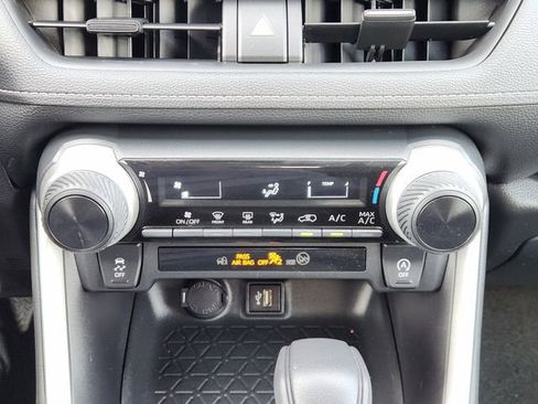 Certified 2024 Toyota RAV4 LE FWD image 18