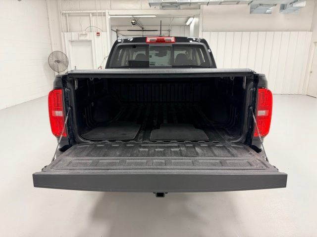 Certified 2022 Chevrolet Colorado Z71 w/ Safety Package AWD/4WD image 22