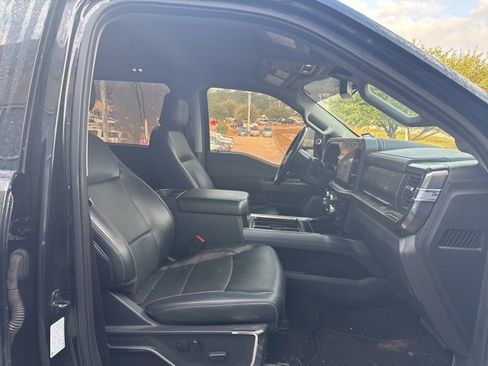 Used 2023 Ford F350 Lariat w/ FX4 Off-Road Package image 12