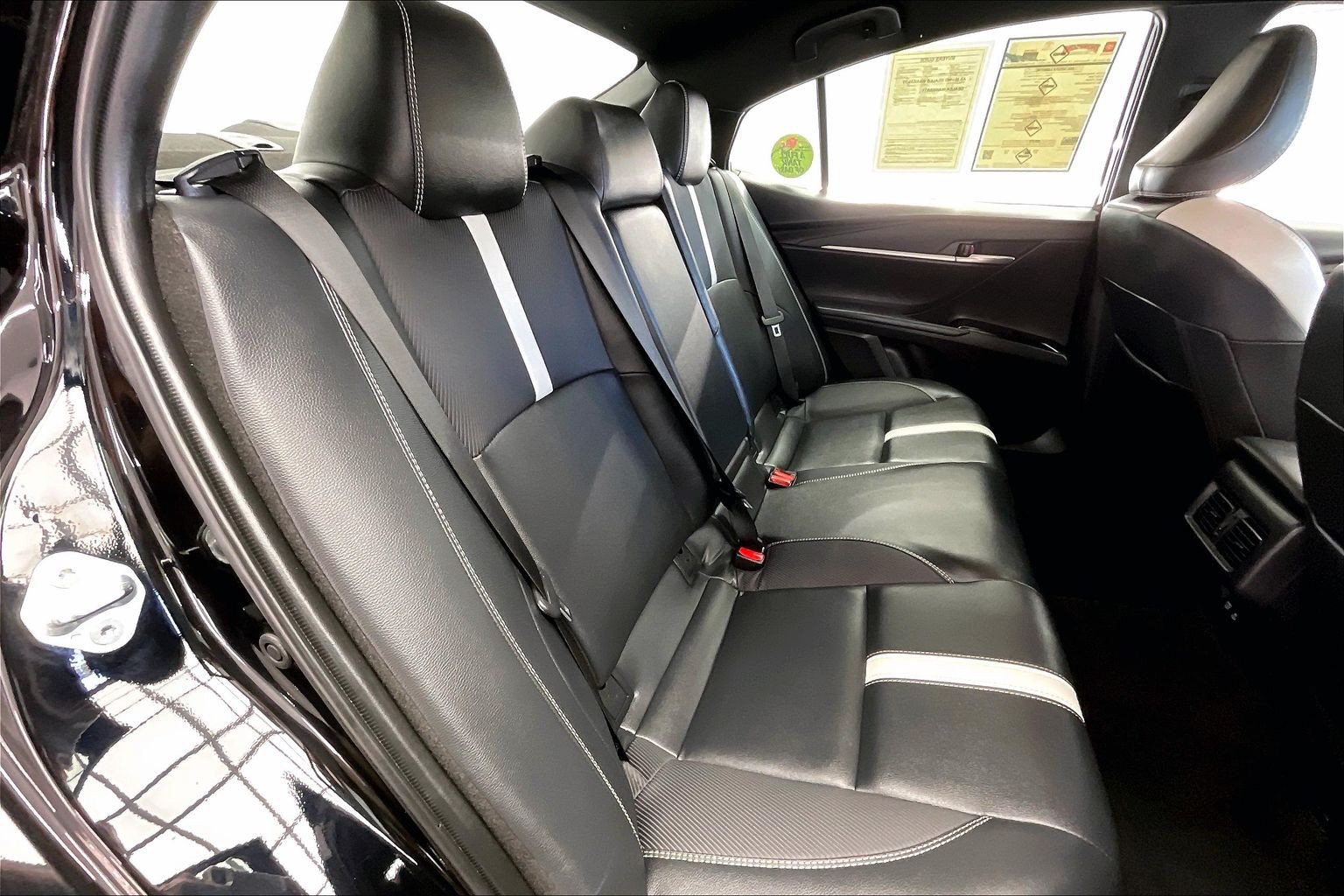 Used 2025 Toyota Camry SE FWD image 19