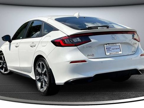 Used 2025 Honda Civic Sport Touring image 7
