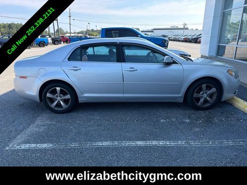 Used 2011 Chevrolet Malibu LT w/ Power Convenience Package FWD image 4