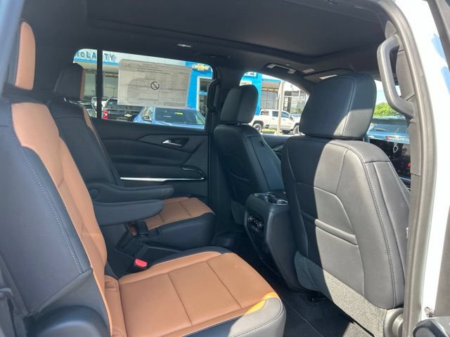 New 2027 Chevrolet Traverse Z71 w/ Driver Confidence Package AWD/4WD image 33