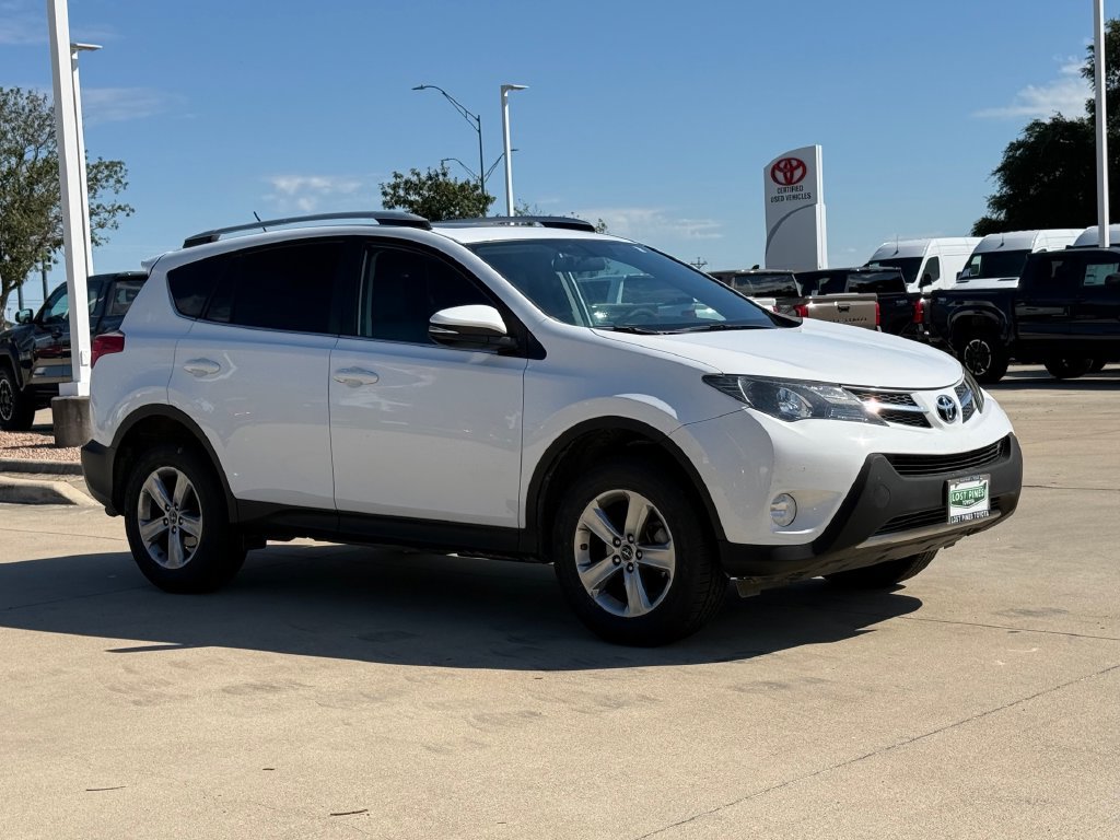 Used 2015 Toyota RAV4 XLE FWD image 6