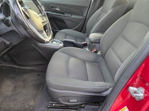 Used 2012 Chevrolet Cruze LT image 13