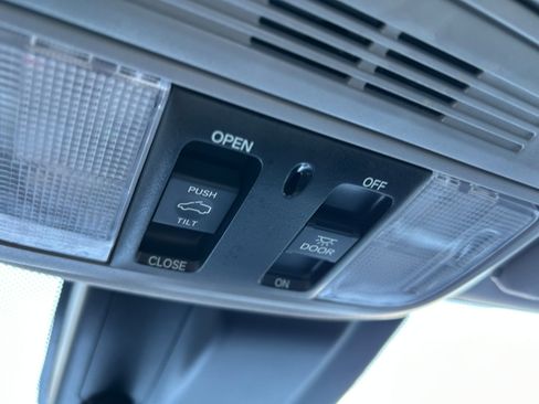Used 2020 Honda Odyssey EX-L image 17