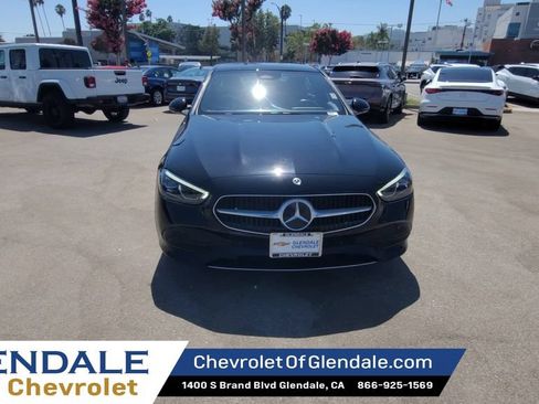 Used 2025 Mercedes-Benz C 300 Sedan image 3