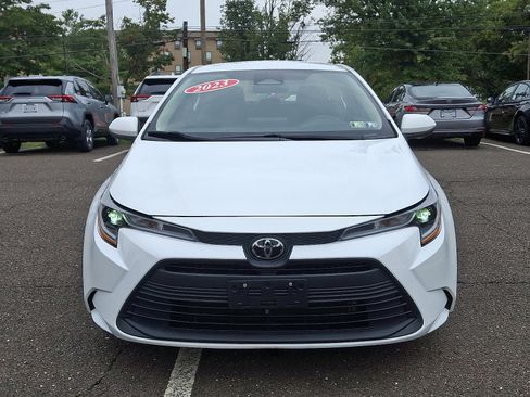 Certified 2023 Toyota Corolla LE image 2